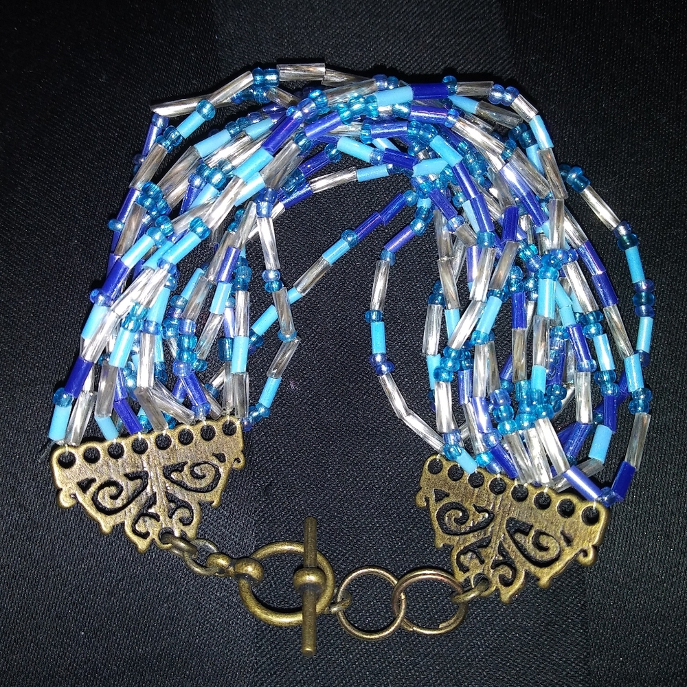 Glad bead bracelet✨beautiful blue and white